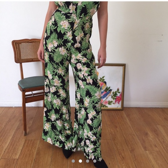 Reformation HP 🎉 Palm Print Jumpsuit - Picture 3 of 6